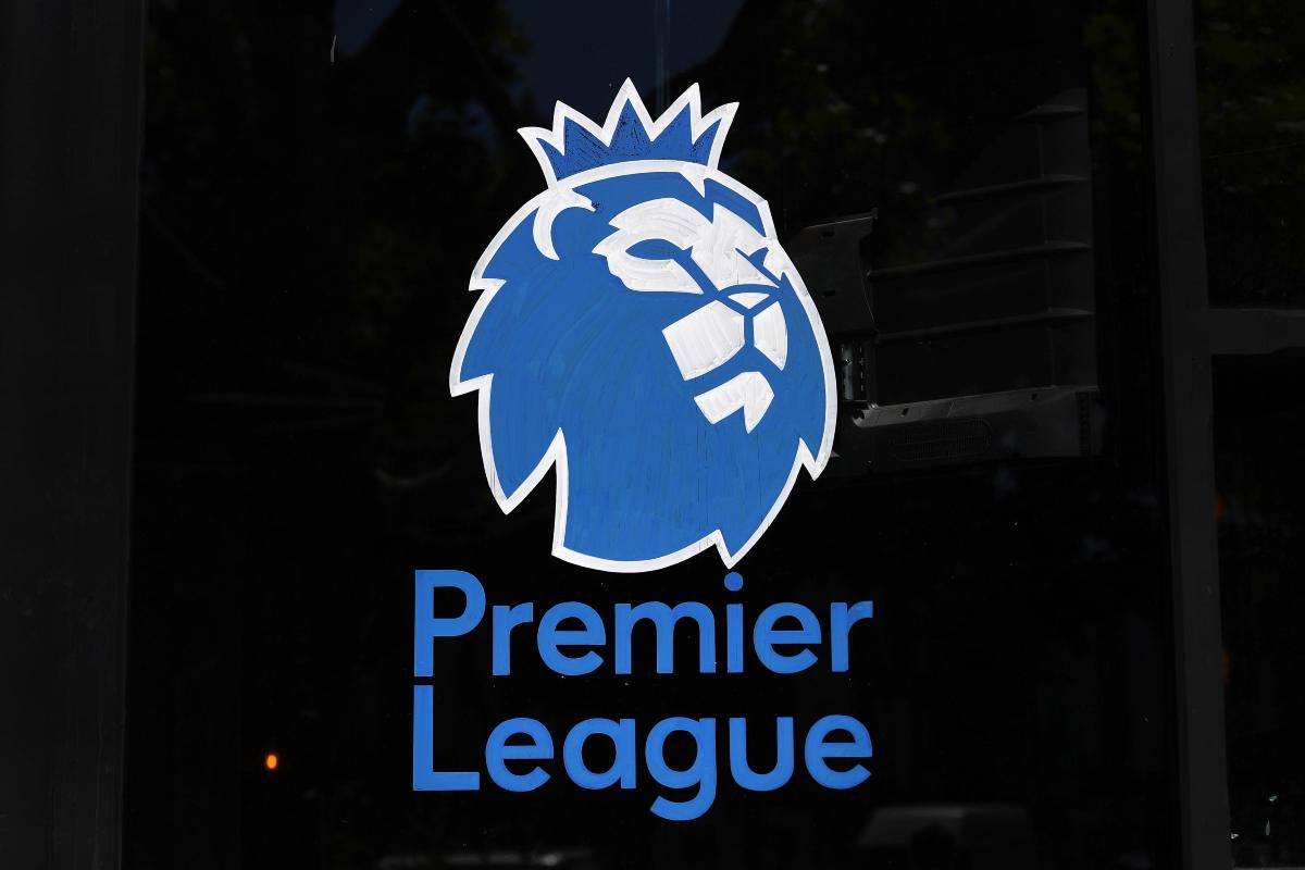 Premier League, macchina distrutta a fine allenamento